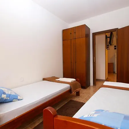 Ivan 1408 Apartmán Banjole